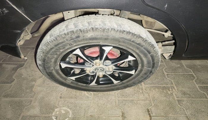 2015 Maruti Alto 800 LXI, Petrol, Manual, 51,525 km, tyre