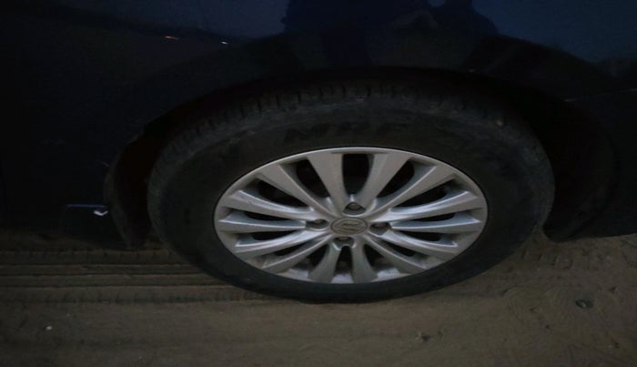 2019 Maruti Ciaz DELTA 1.5 SHVS MT PETROL, Petrol, Manual, 52,066 km, tyre