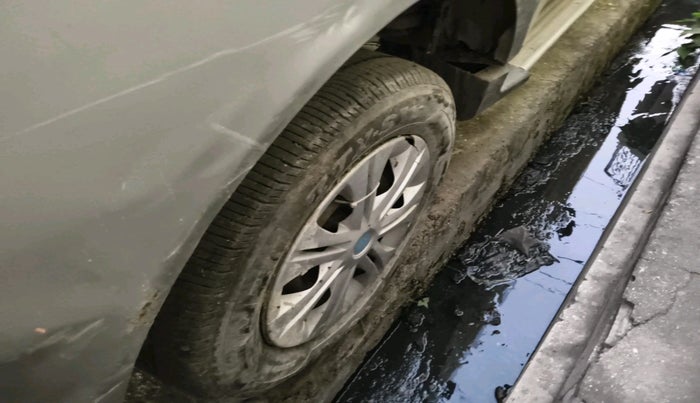 2010 Mahindra Xylo D2, Diesel, Manual, 1,10,956 km, tyre