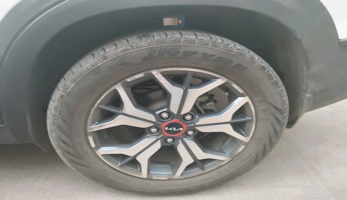 2022 KIA SELTOS GTX PLUS 1.5 DIESEL AT, Diesel, Automatic, 30,175 km, tyre