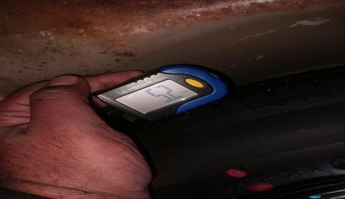 2017 Maruti Swift ZXI, Petrol, Manual, 70,043 km, tyre