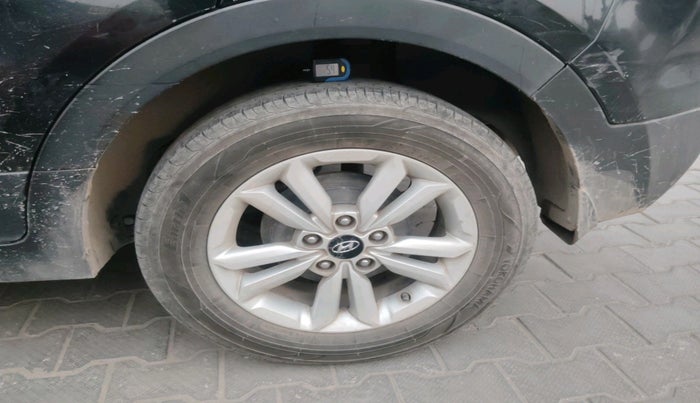 2016 Hyundai Creta SX 1.6 DIESEL, Diesel, Manual, 1,55,864 km, tyre