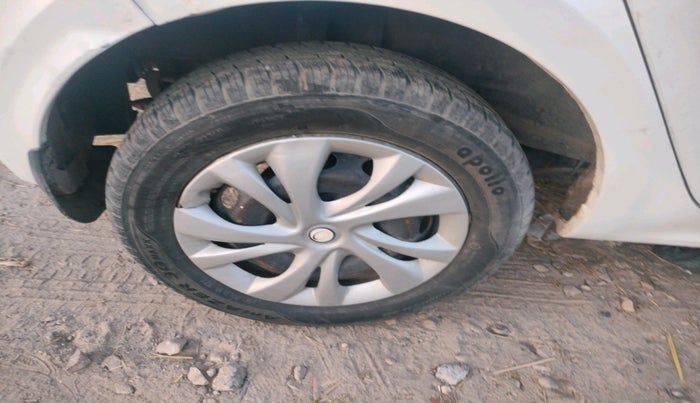 2018 Tata Tiago XT PETROL, Petrol, Manual, 78,826 km, tyre