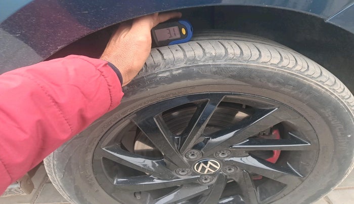 2024 Volkswagen VIRTUS GT PLUS TSI 1.5 EVO DSG, Petrol, Automatic, 21,321 km, tyre