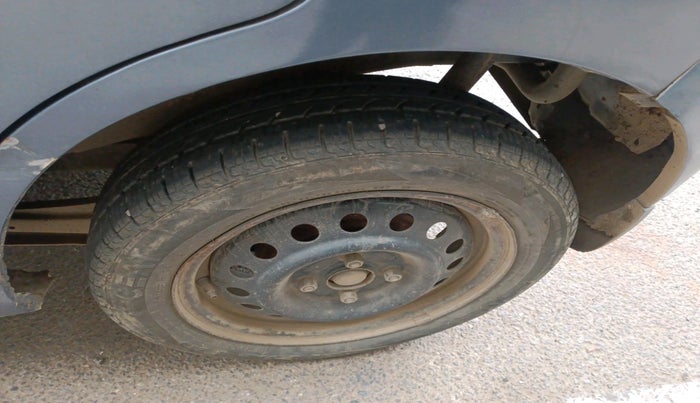 2018 Maruti Wagon R 1.0 VXI, Petrol, Manual, 70,237 km, tyre