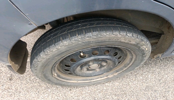 2018 Maruti Wagon R 1.0 VXI, Petrol, Manual, 70,237 km, tyre