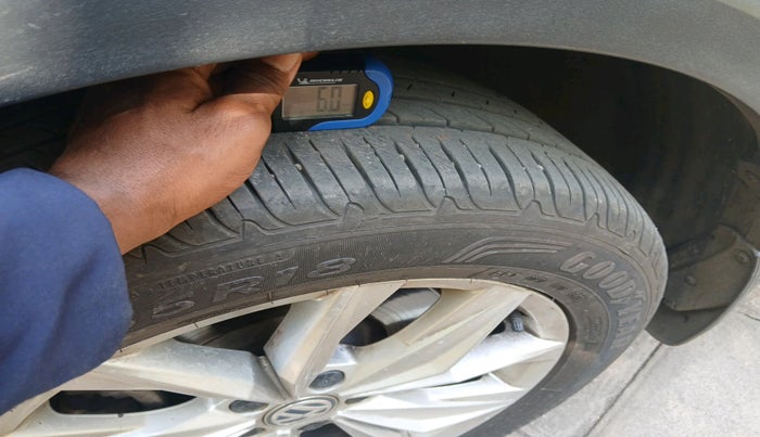 2019 Volkswagen TIGUAN ALL SPACE 2.0 TSI, Petrol, Automatic, 76,440 km, tyre