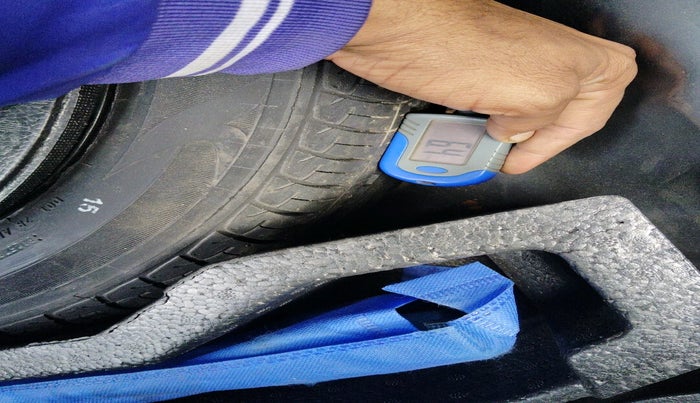 2019 Maruti Ciaz DELTA 1.5 SHVS MT PETROL, Petrol, Manual, 53,842 km, tyre