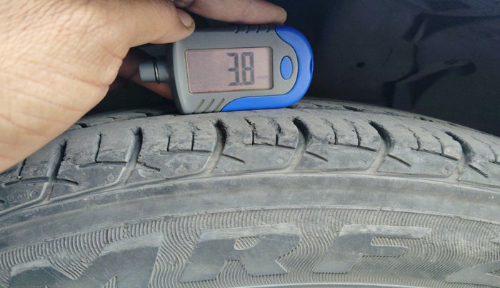 2019 Maruti Ciaz DELTA 1.5 SHVS MT PETROL, Petrol, Manual, 53,842 km, tyre