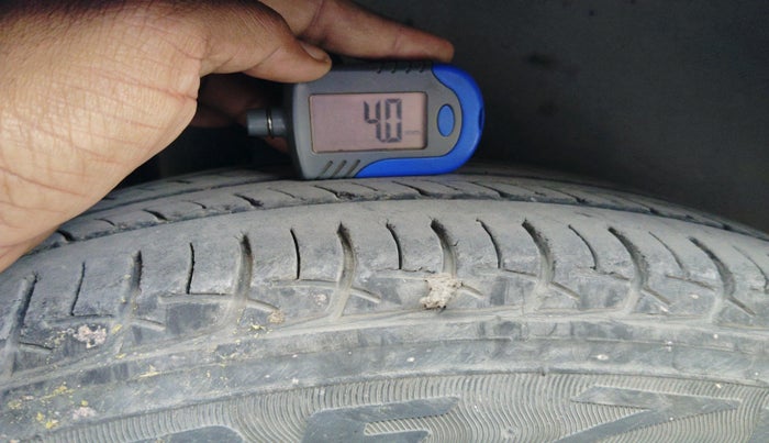 2019 Maruti Ciaz DELTA 1.5 SHVS MT PETROL, Petrol, Manual, 53,842 km, tyre