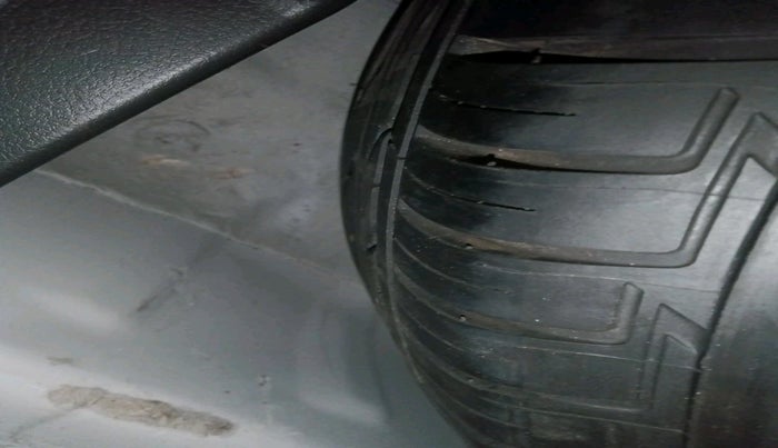 2011 Honda Accord 2.4L I-VTEC AT, Petrol, Automatic, 95,081 km, tyre