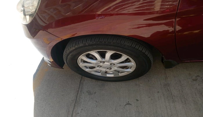 2013 Honda Amaze 1.2L I-VTEC VX, Petrol, Manual, 73,579 km, tyre