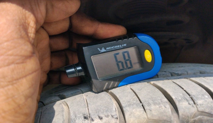 2024 Maruti Ertiga ZXI SHVS, Petrol, Manual, 40,106 km, tyre