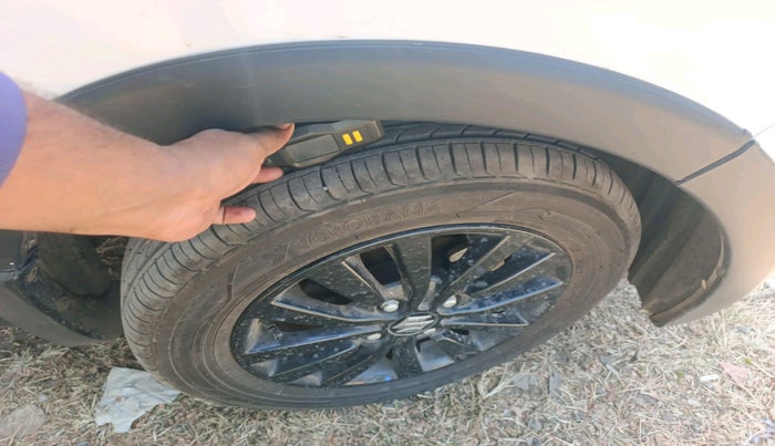 2025 Maruti New Wagon-R ZXI PLUS 1.2 AMT, Petrol, Automatic, 1,879 km, tyre