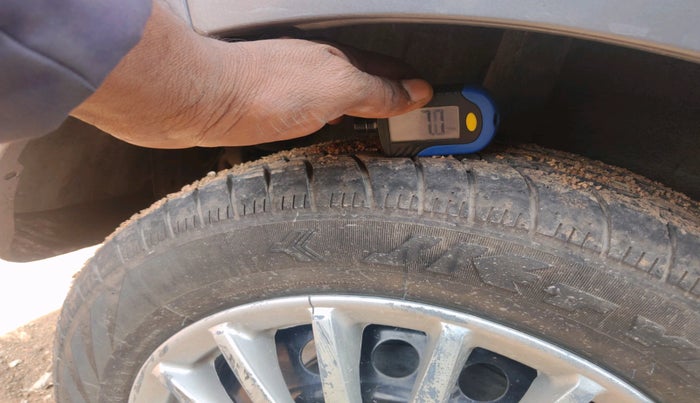 2016 Maruti Celerio ZXI AMT, Petrol, Automatic, 1,53,380 km, tyre