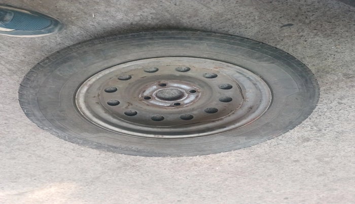 2016 Hyundai i10 MAGNA 1.1, Petrol, Manual, 42,207 km, tyre