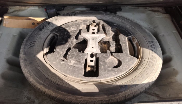 2018 Maruti Vitara Brezza VDI AMT, Diesel, Automatic, 1,71,793 km, tyre