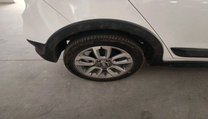 2019 Hyundai i20 Active 1.2 SX, Petrol, Manual, 46,830 km, tyre