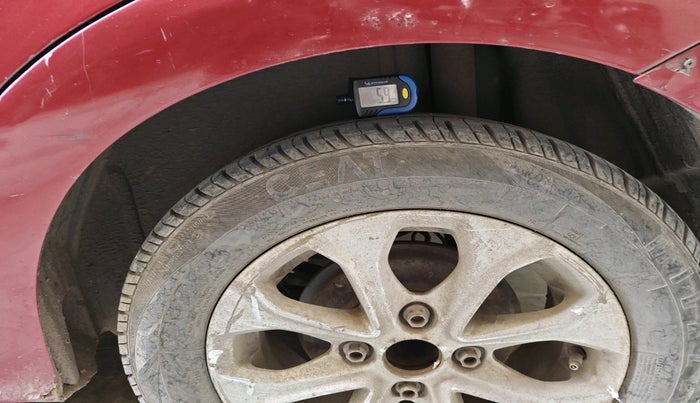 2015 Ford Figo Aspire TITANIUM 1.2 PETROL, Petrol, Manual, 1,16,802 km, tyre