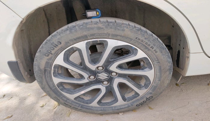 2023 Maruti Baleno ALPHA 1.2 AGS, Petrol, Automatic, 74,883 km, tyre