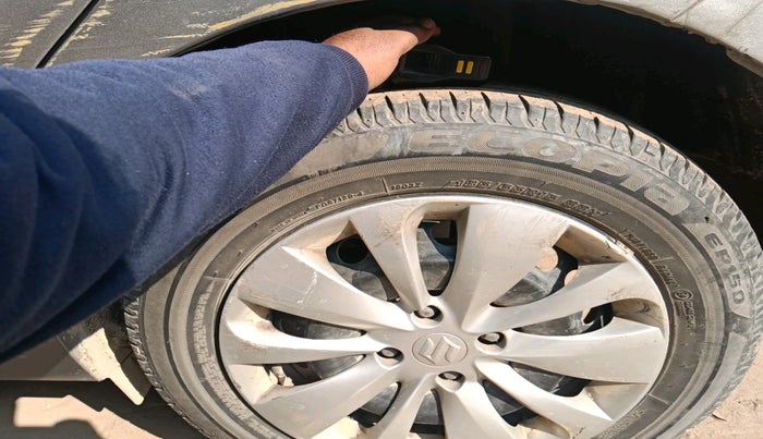 2016 Maruti Baleno DELTA PETROL 1.2, Petrol, Manual, 92,195 km, tyre