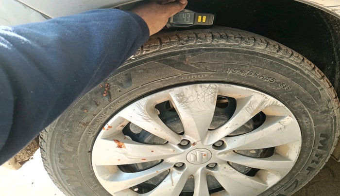 2016 Maruti Baleno DELTA PETROL 1.2, Petrol, Manual, 92,195 km, tyre