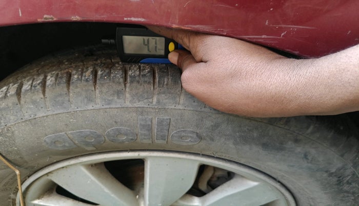 2013 Hyundai i20 SPORTZ 1.2, Petrol, Manual, 1,15,156 km, tyre