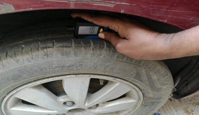 2013 Hyundai i20 SPORTZ 1.2, Petrol, Manual, 1,15,156 km, tyre