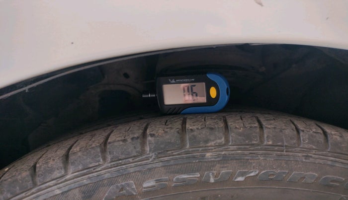 2012 Hyundai Verna FLUIDIC 1.6 VTVT SX, Petrol, Manual, 91,758 km, tyre