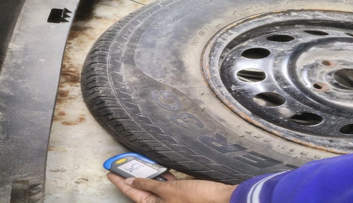 2011 Maruti Swift Dzire VXI, Petrol, Manual, 51,249 km, tyre