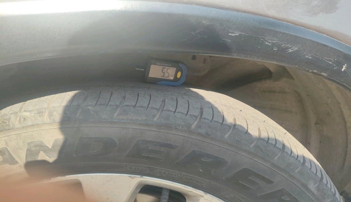 2014 Honda CRV 2.4L 4WD AVN AT, Petrol, Automatic, 1,46,996 km, tyre