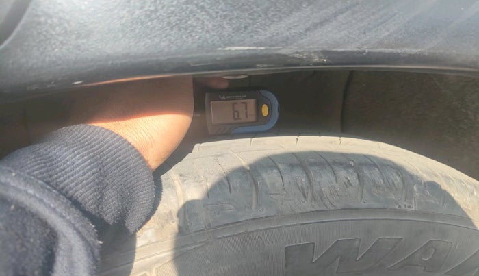 2014 Honda CRV 2.4L 4WD AVN AT, Petrol, Automatic, 1,46,996 km, tyre