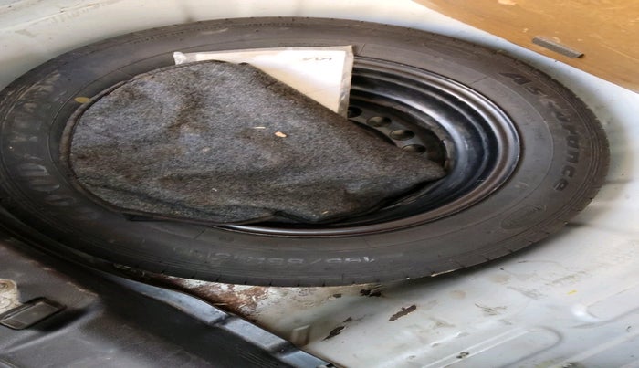 2023 KIA SONET HTK PLUS 1.0 IMT, Petrol, Manual, 66,392 km, tyre