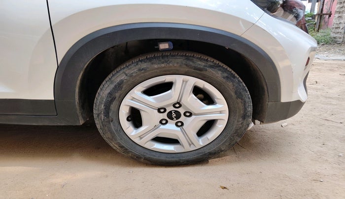 2023 KIA SONET HTK PLUS 1.0 IMT, Petrol, Manual, 66,392 km, tyre