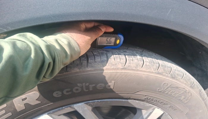 2023 Mahindra XUV700 AX 5 D MT 5 STR, Diesel, Manual, 20,190 km, tyre