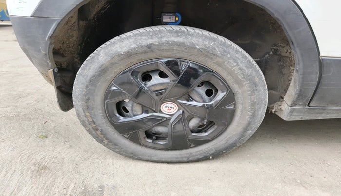 2024 Tata PUNCH ADVENTURE RHYTHM CNG, CNG, Manual, 81,829 km, tyre