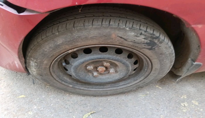 2013 Renault Pulse RXL DIESEL, Diesel, Manual, 2,00,000 km, tyre