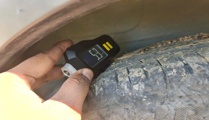 2021 Maruti IGNIS ZETA 1.2 AMT, Petrol, Automatic, 37,490 km, tyre