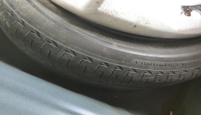 2021 Maruti IGNIS ZETA 1.2 AMT, Petrol, Automatic, 37,490 km, tyre