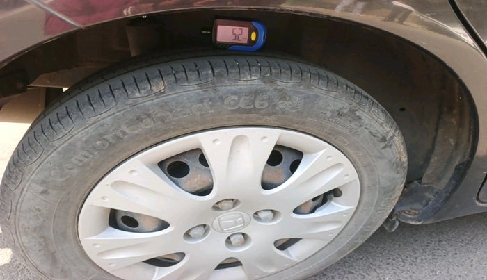 2015 Honda Amaze 1.2L I-VTEC S, Petrol, Manual, 54,543 km, tyre