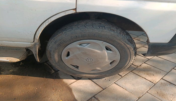 2018 Maruti Eeco 5 STR WITH A/C+HTR, Petrol, Manual, 1,48,350 km, tyre