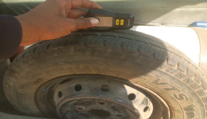 2012 Maruti Alto 800 LXI, Petrol, Manual, 1,25,778 km, tyre