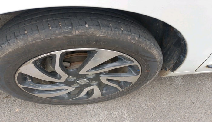 2019 Maruti Baleno ZETA DIESEL 1.3, Diesel, Manual, 1,21,936 km, tyre