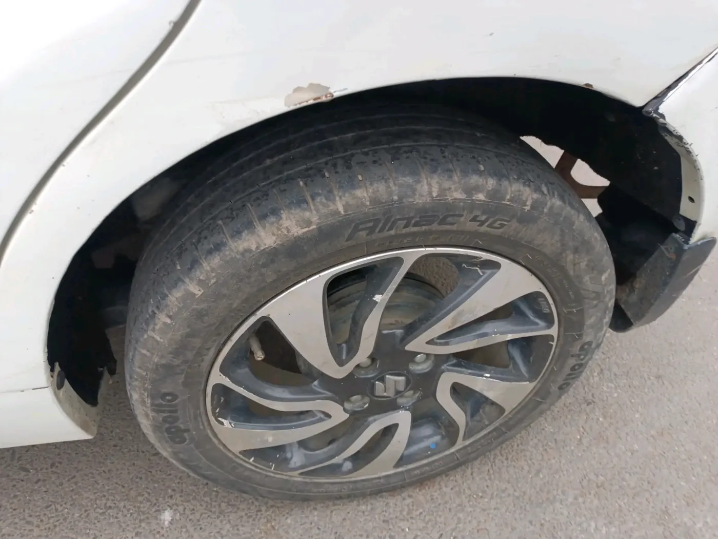 2019 Maruti Baleno ZETA DIESEL 1.3, Diesel, Manual, 1,21,936 km, tyre