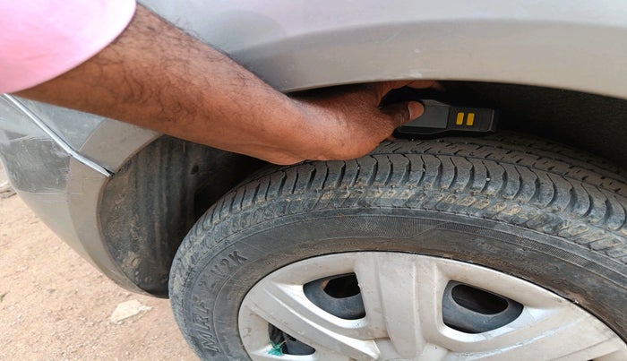 2011 Skoda Fabia AMBITION 1.2 MPI, Petrol, Manual, 95,298 km, tyre