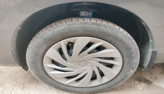 2023 Maruti Ertiga VXi (O), Petrol, Manual, 19,681 km, tyre