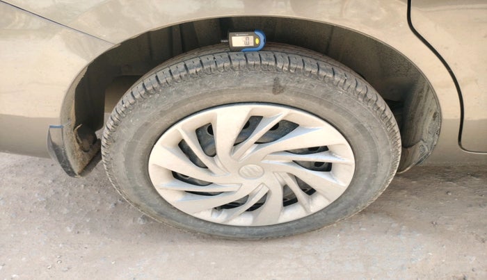 2023 Maruti Ertiga VXi (O), Petrol, Manual, 19,681 km, tyre