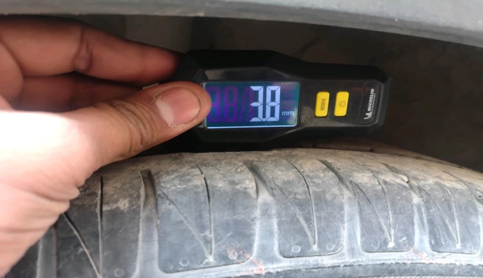 2020 KIA SONET HTX 1.0 IMT, Petrol, Manual, 67,794 km, tyre