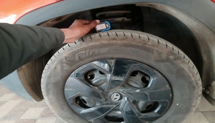 2022 Tata PUNCH ADVENTURE MT, Petrol, Manual, 12,816 km, tyre