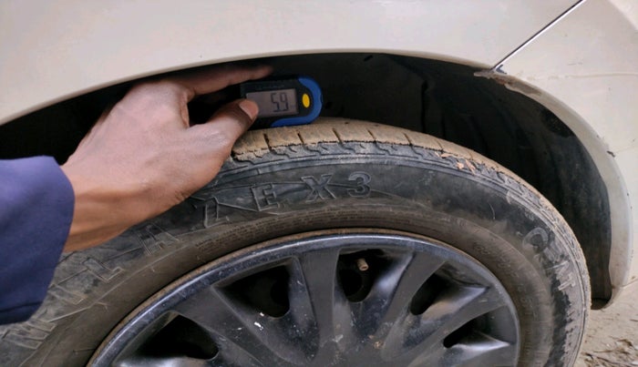 2011 Maruti Wagon R 1.0 VXI, Petrol, Manual, 66,062 km, tyre